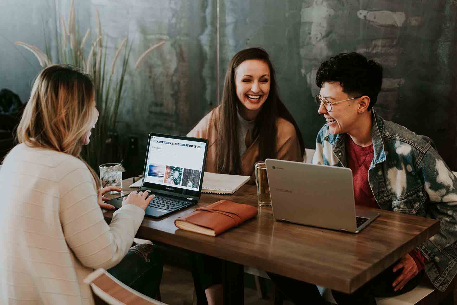 showpad-employees