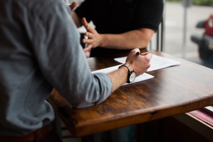 Le coaching de vente, c'est quoi ? Redéfinir le sales enablement