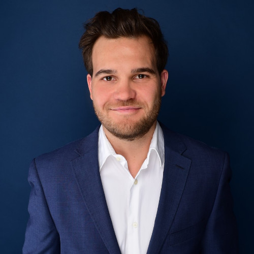 Lukas R Lukas Reuther - Showpad